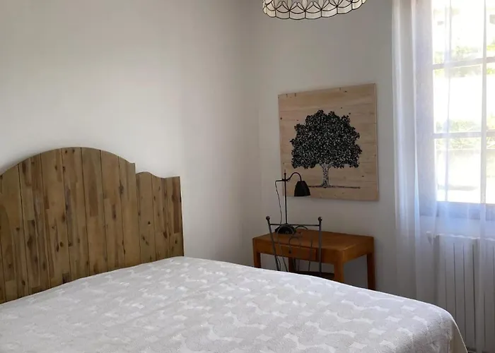 Maison Accueillante Avec Vue Sur La A *